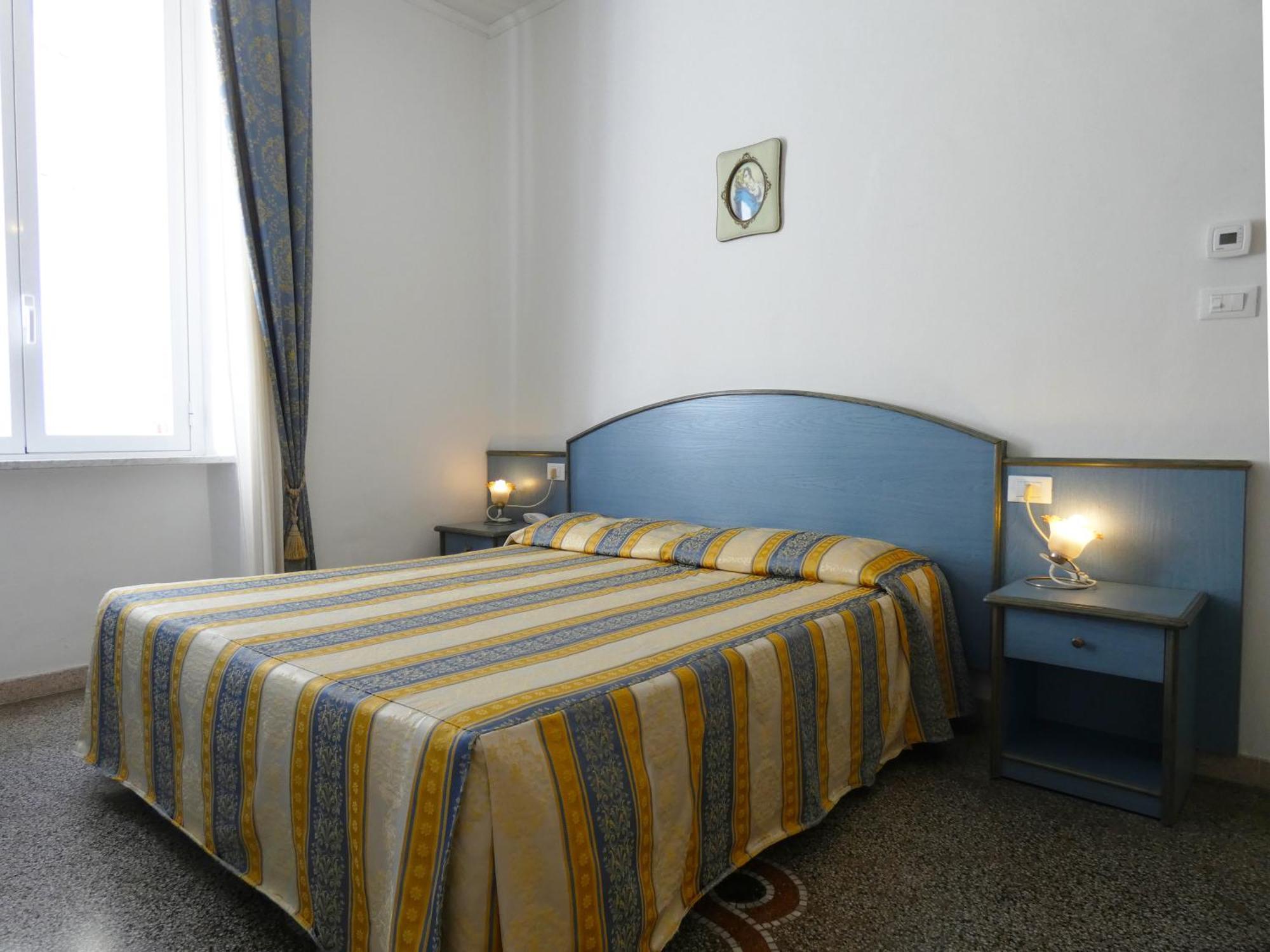 Hotel Villa Centa Varazze Rum bild